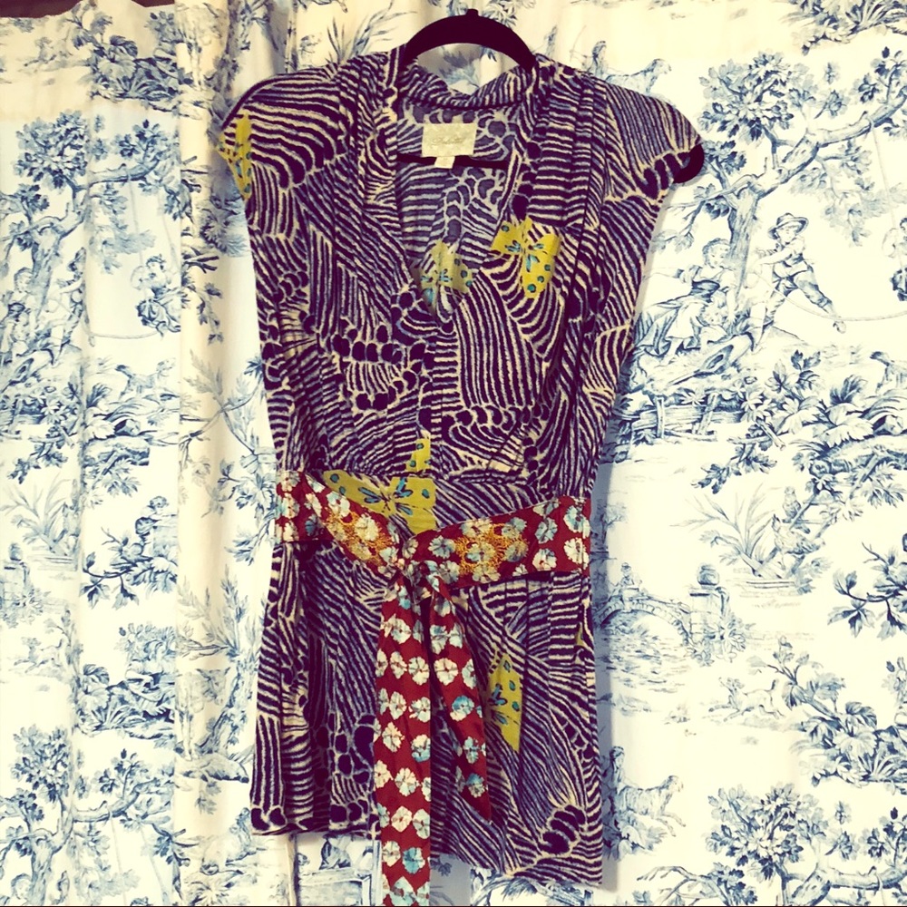Colorful and cute Anthropologie top